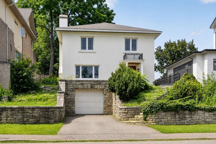 84 Riverdale Avenue — photo 1