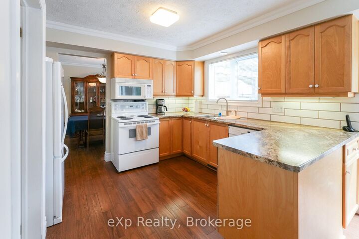 Property Photo:  8 Sandpiper Court  ON N0H 2L0 