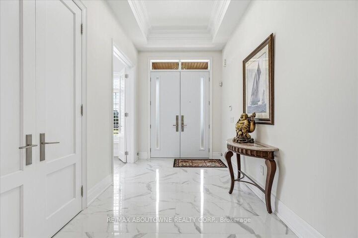 Property Photo: 2359 Saw Whet Boulevard ON L6M 5M8