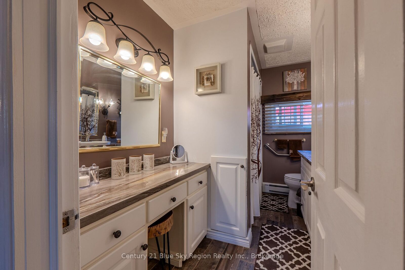 Property Photo:  268 King Street  ON P0H 1H0 
