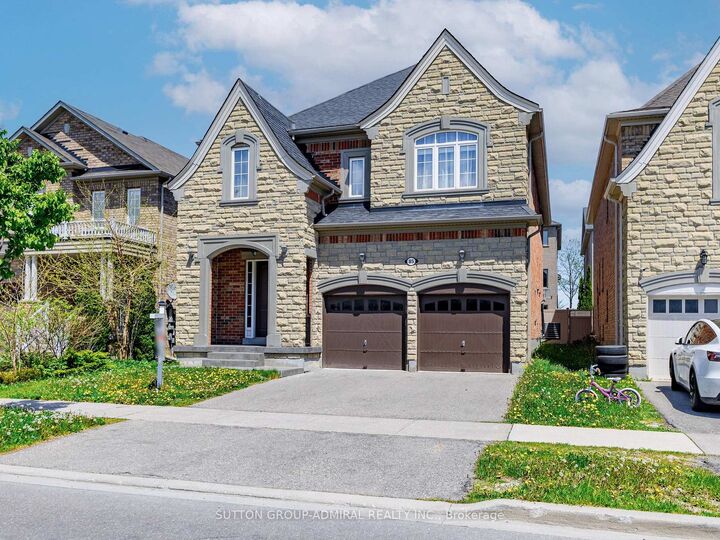 Property Photo: 85 Coral Acres Drive ON L6A 4K8