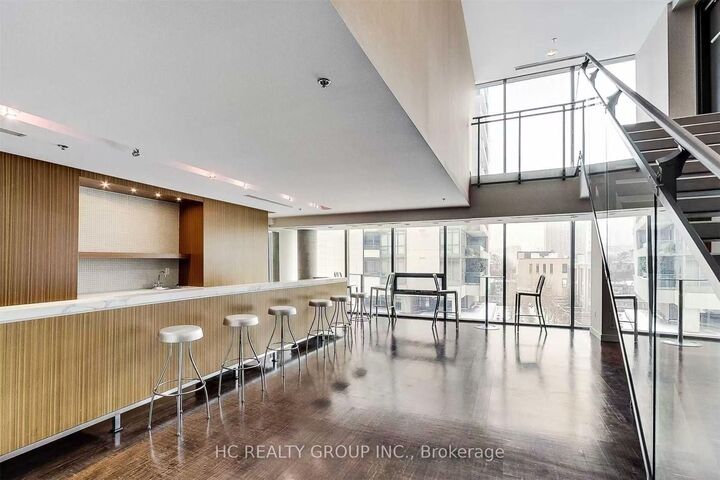 Property Photo: 285 Mutual Street 1905 ON M4Y 3C5