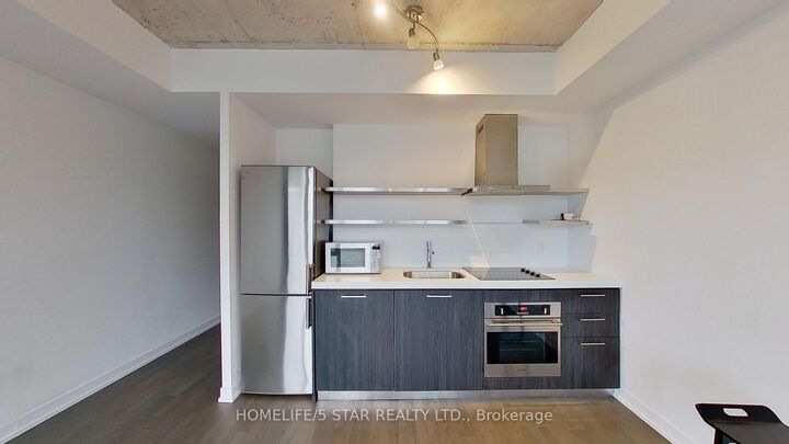 Property Photo:  560 King Street W 618  ON M5V 0L5 