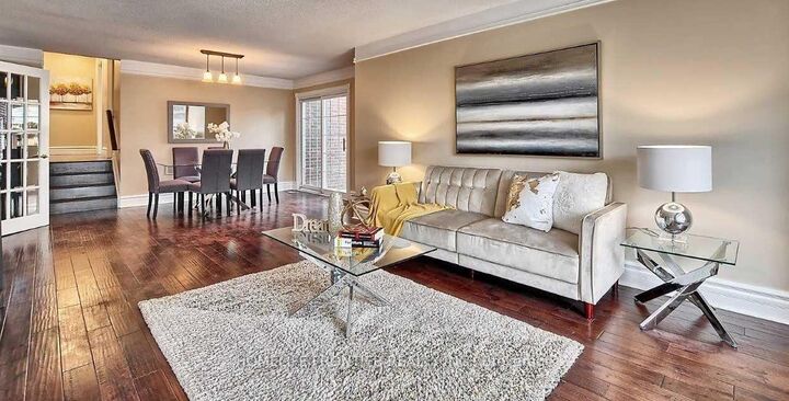Property Photo: 44 Rutledge Avenue ON L3Y 5T4