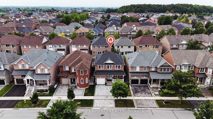Property Photo:  18 Dogwood Street  ON L6E 1C9 