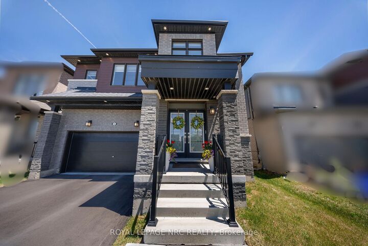Property Photo:  66 Sunflower Crescent  ON L3B 0L2 