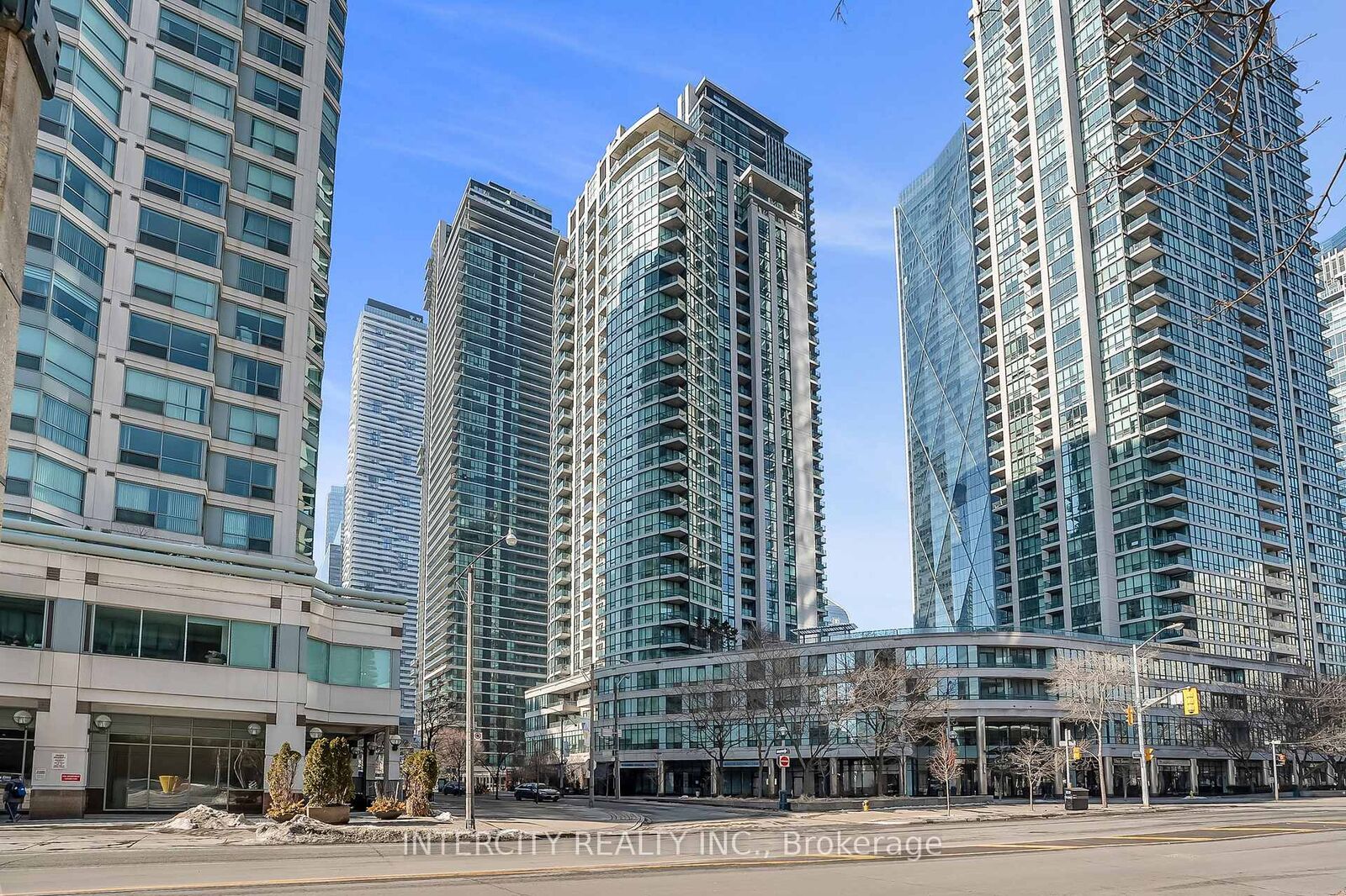 Property Photo: 12 Yonge Street 1010 ON M5E 1Z9