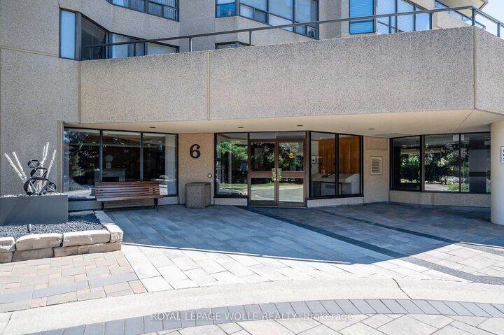 Property Photo: 6 Willow Street 1807 ON N2J 4S3