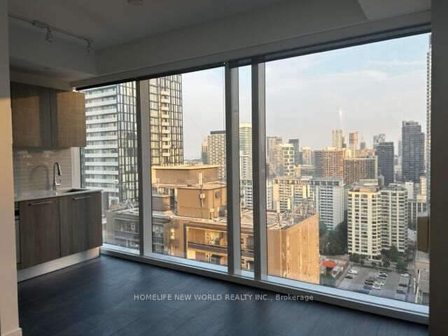 Property Photo:  3 Gloucester Street 2708  ON M4Y 0C6 