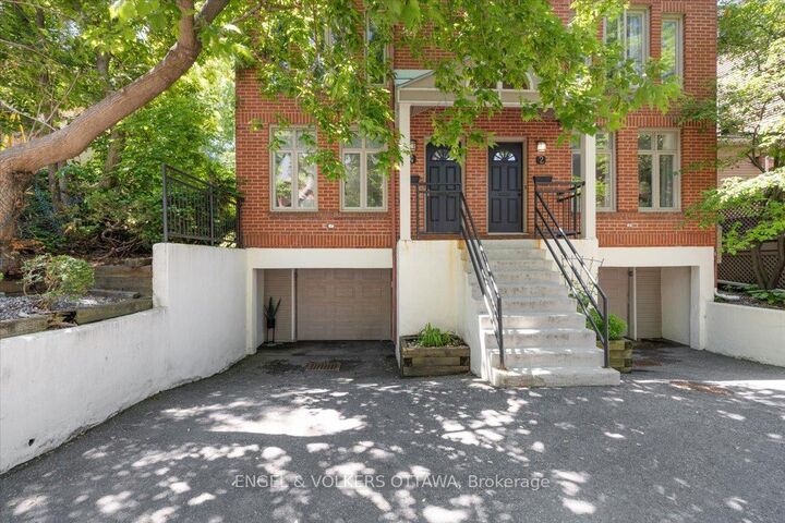 Property Photo: 72 Greenfield Avenue 4 ON K1S 0X7