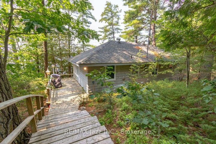 Property Photo: 1022 Two Dogs Lane ON K0M 1J2
