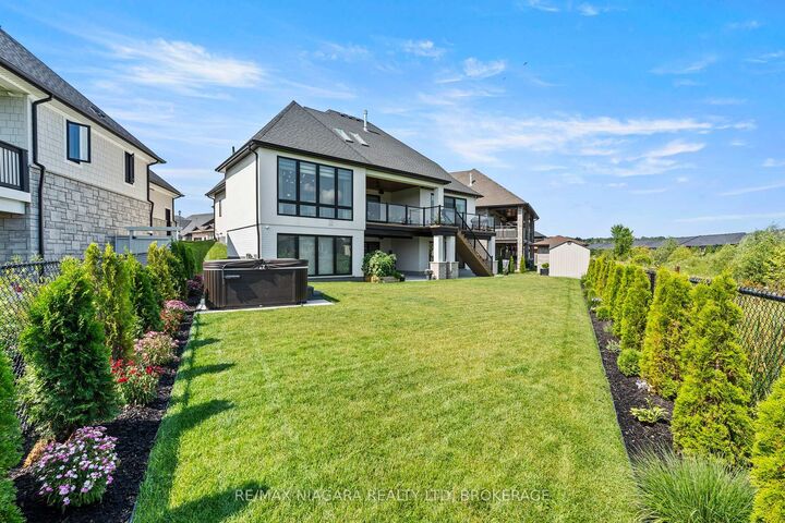 Property Photo: 55 Swan Avenue ON L0S 1E6