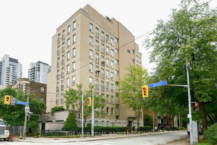 135 Maitland Street 202 — photo 1