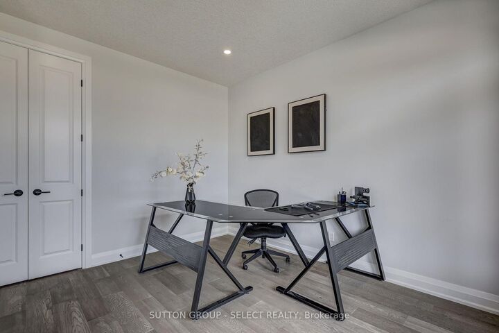 Property Photo: 383 Daventry Way 77 ON N0L 1R0