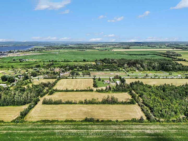 Property Photo: 171 County Rd 19 Road ON K0A 3K0