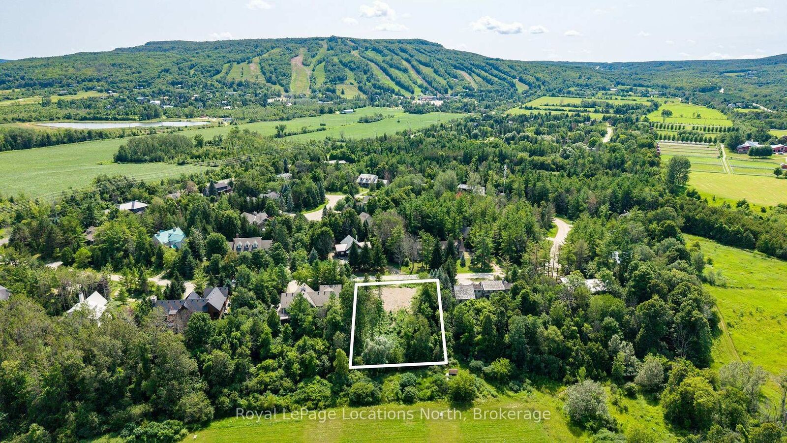 Property Photo:  11 Osler Pines Drive  ON L9Y 3Y9 