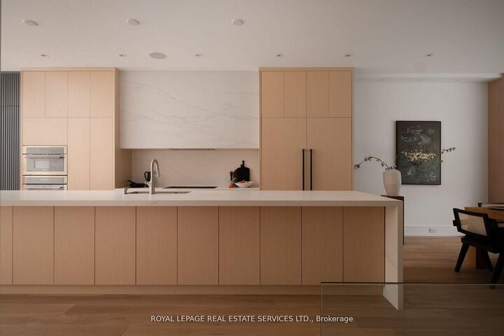 237 Bedford Park Avenue — photo 1