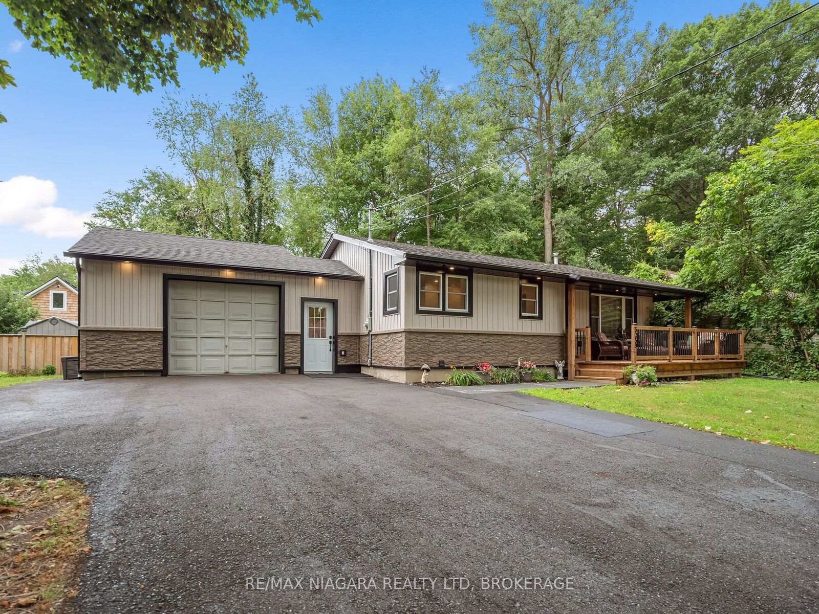 Property Photo: 3259 Jewell Avenue ON L0S 1N0