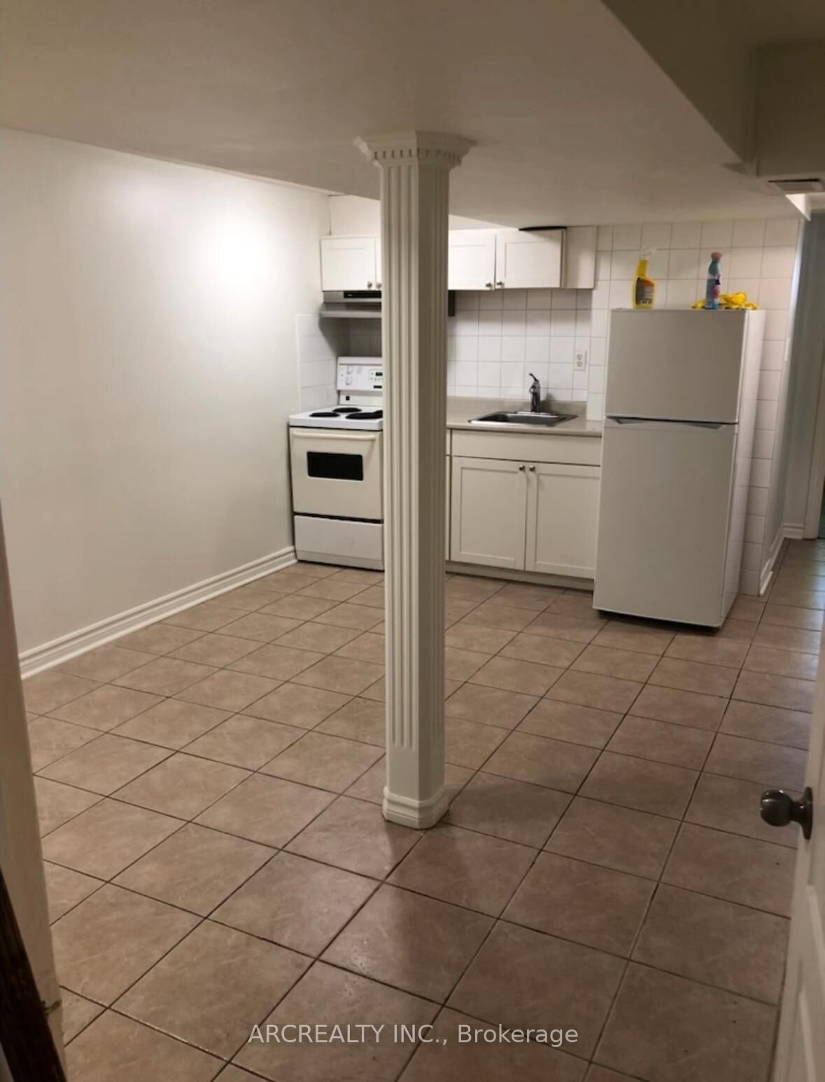 Property Photo:  218 Altamira Road Lower Level  ON L4C 4E1 
