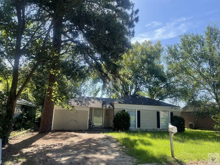 Property Photo:  945 Guam St.  TX 75501 