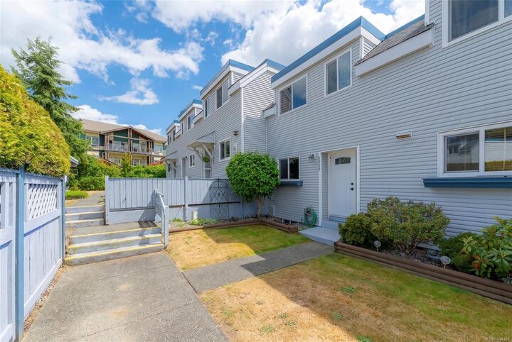 Property Photo: 4217 8th Ave BC V9Y 2S5