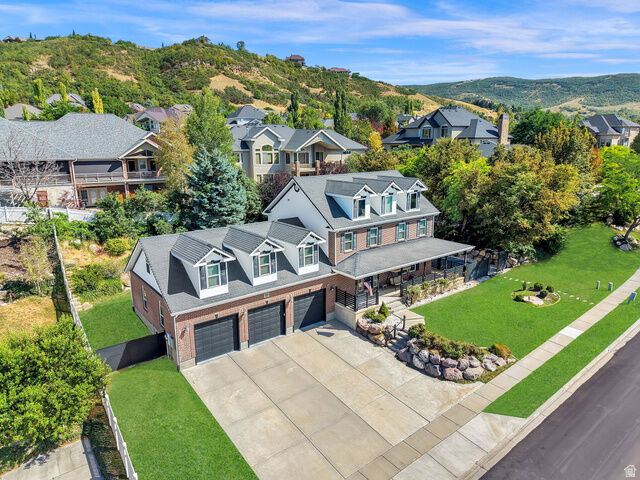 Property Photo: 4433 S Devonshire Dr E UT 84010