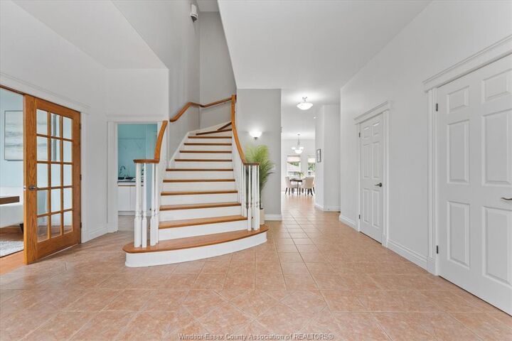 Property Photo:  476 Mei Lin Crescent  ON N8N 4V8 