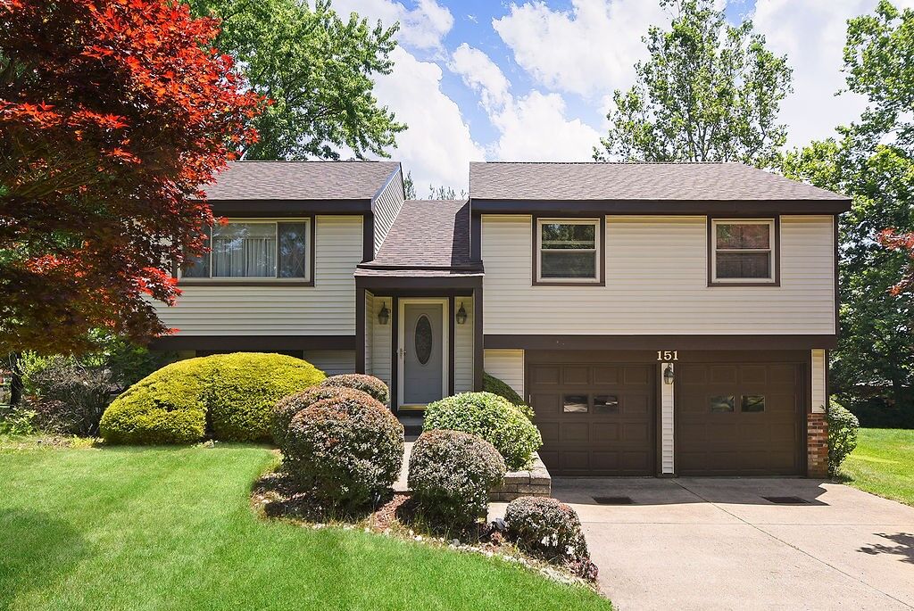 Property Photo: 151 Summit Ridge Drive PA 15017