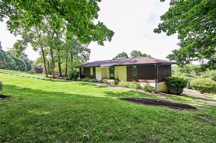 Property Photo:  3150 Princeton Rd  PA 15601 