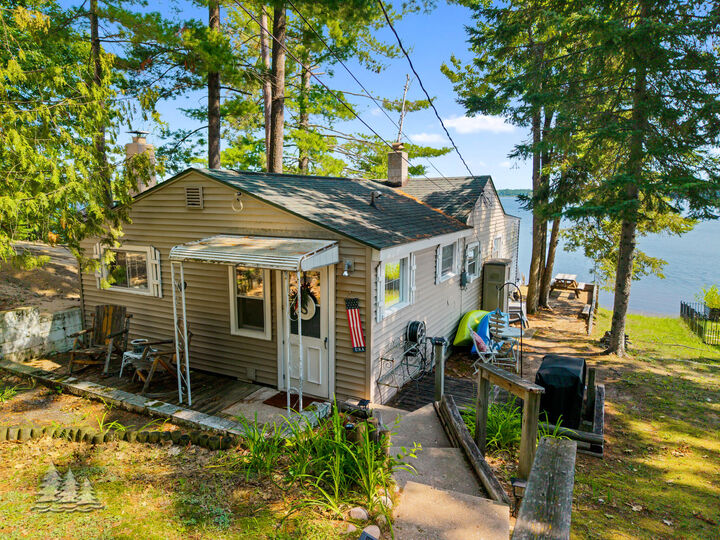 Property Photo:  14140 Pointe Road  MI 49709 