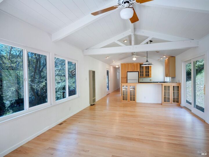 Property Photo:  277 Railroad Avenue  CA 94973 