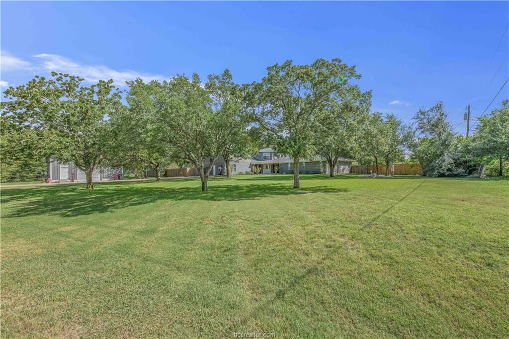 Property Photo: 1503 Feather Run Circle TX 77845