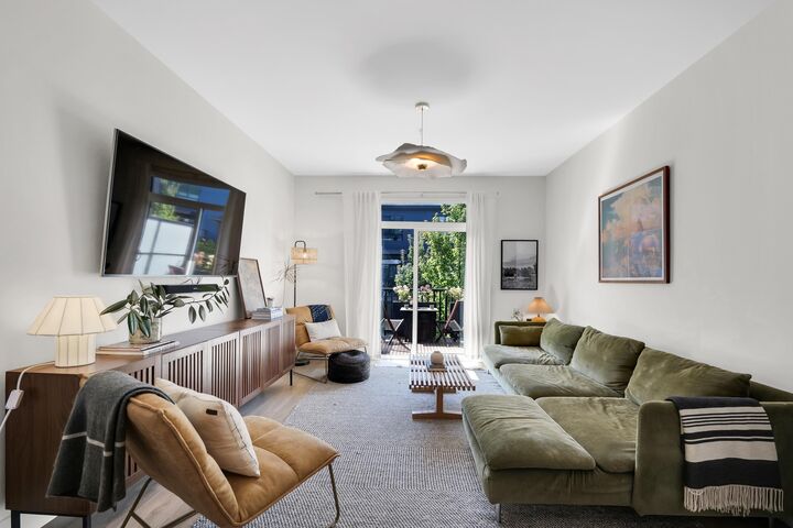 Property Photo: 1379 Marinaside Place BC V8B 1A8