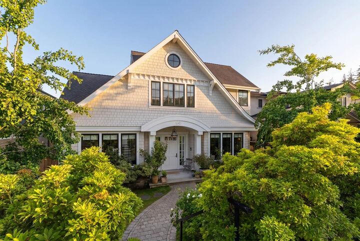 Property Photo:  1248 Kings Avenue  BC V7T 2C4 