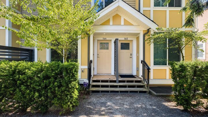 Property Photo: 9718 161A Street 144 BC V4N 6S7