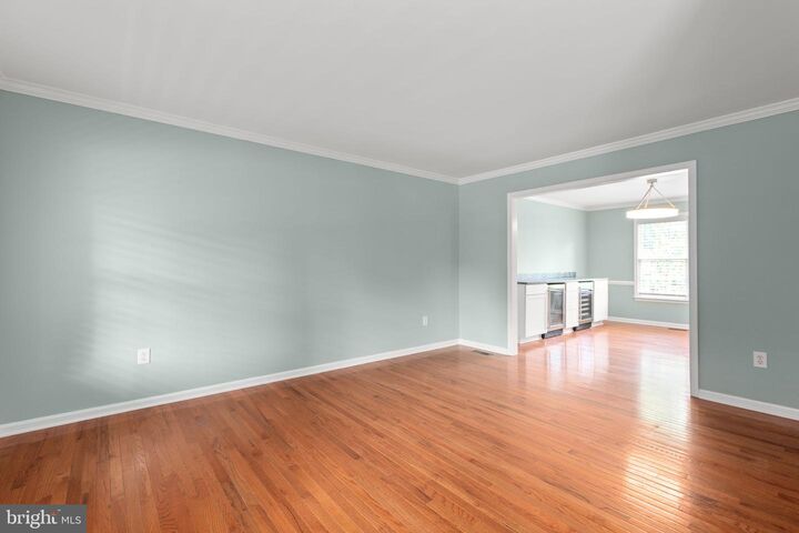 Property Photo:  9903 Woodburn Court  VA 22407 