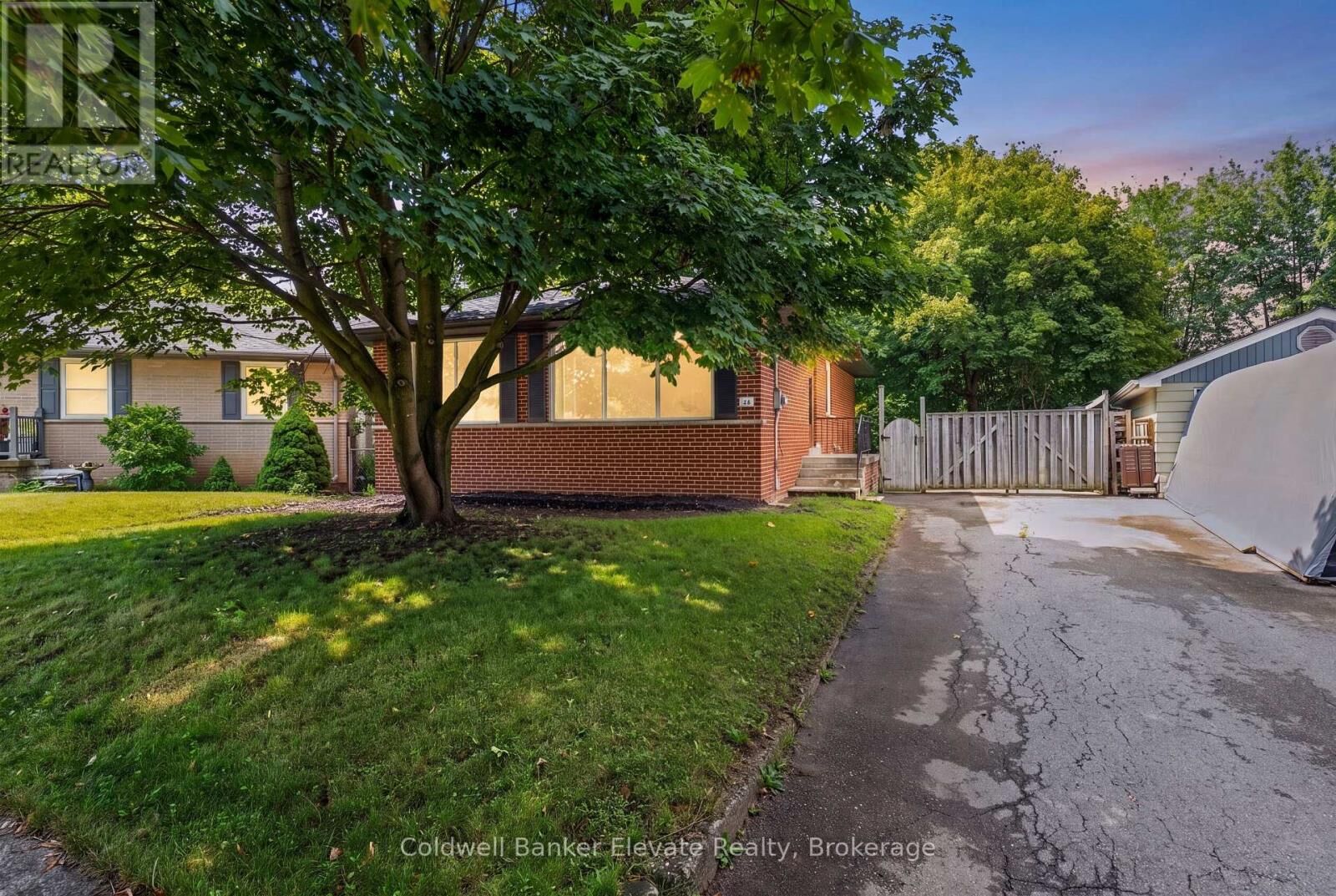 Property Photo: 46 McIntyre Crescent ON L7G 1N3