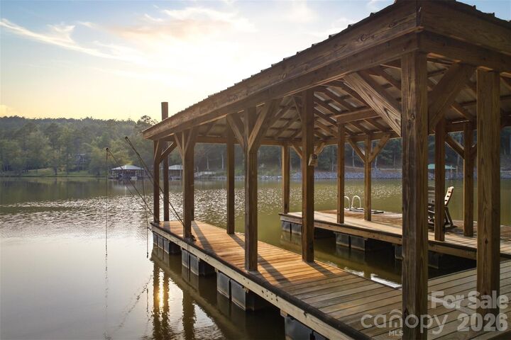Property Photo:  2079 Dockside Place  NC 28612 
