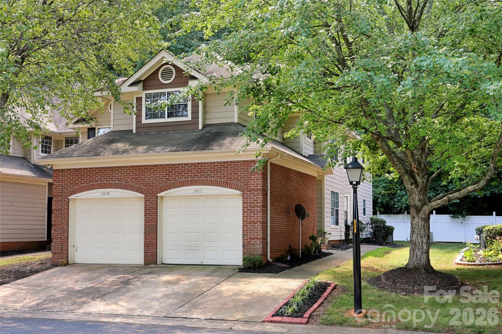 Property Photo: 5909 Amity Springs Drive NC 28212
