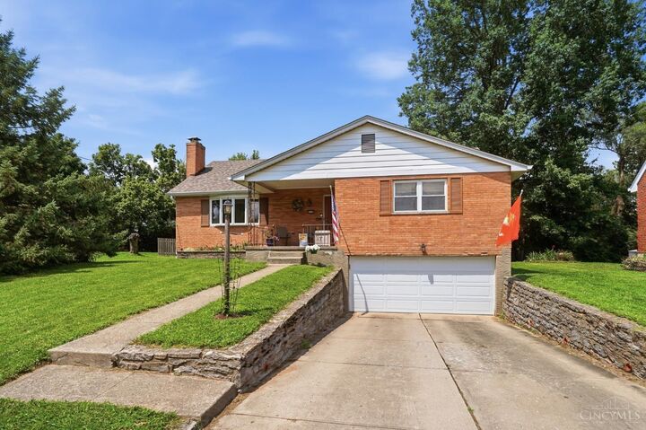 Property Photo: 4486 Pinecroft Drive OH 45211