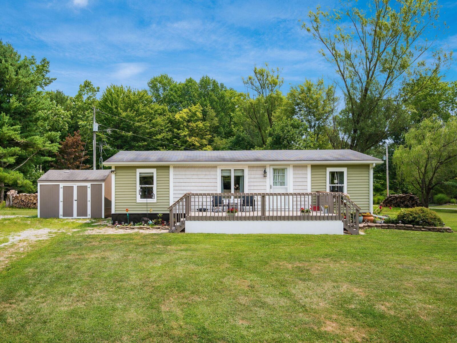 Property Photo: 7326 State Route 19 OH 43338