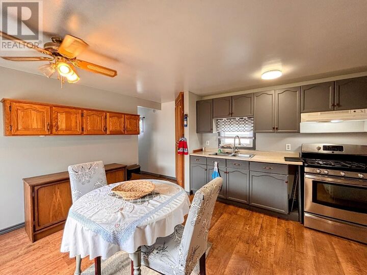 Property Photo: 24 Jackson Cres ON P0T 2E0