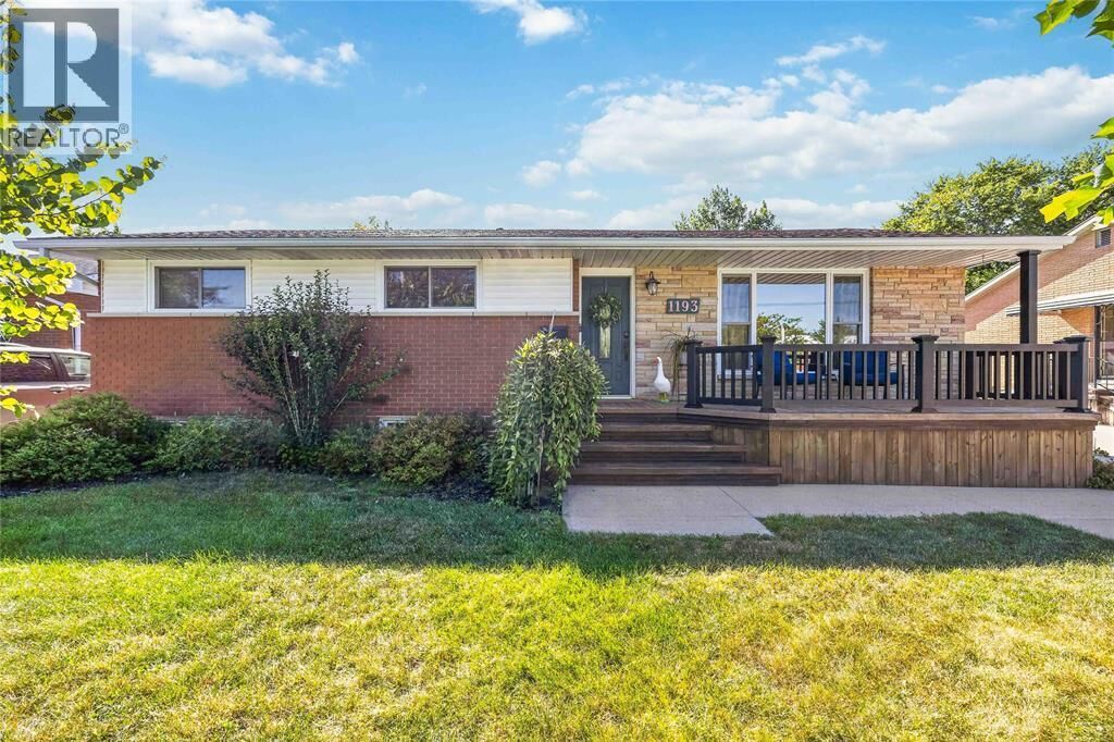 Property Photo: 1193 Indian Road North ON N7V 4C6