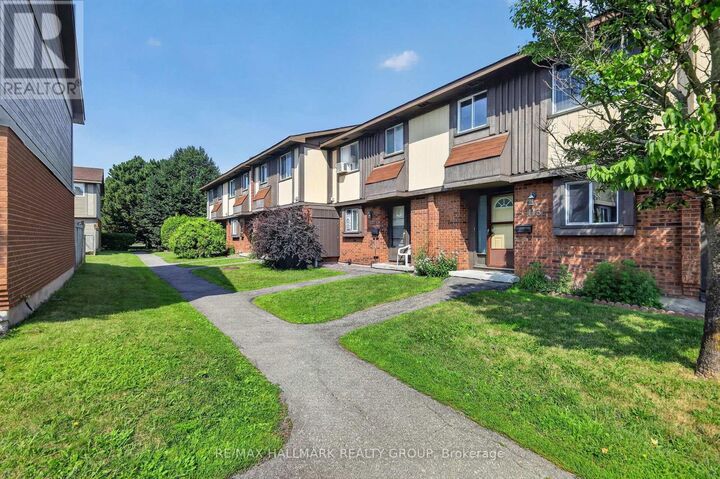 Property Photo: 113 Pickford Drive ON K2L 2C3