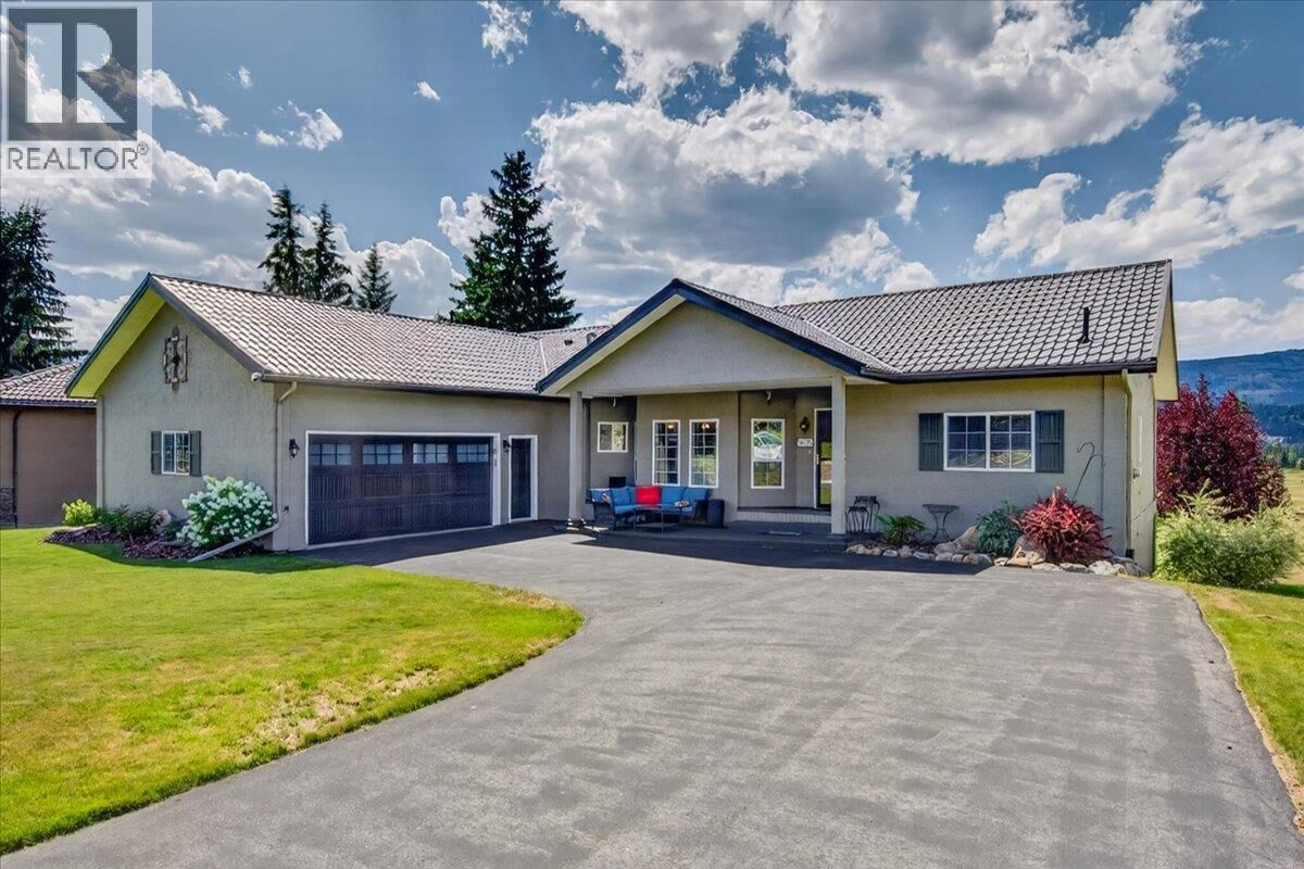 Property Photo: 5075 Riverview Road BC V0B 1L1