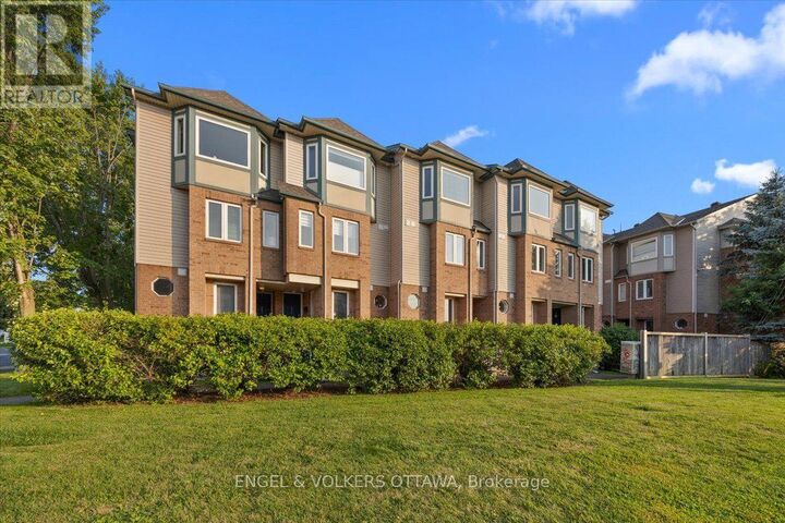 2820 Baseline Road 9 — photo 1