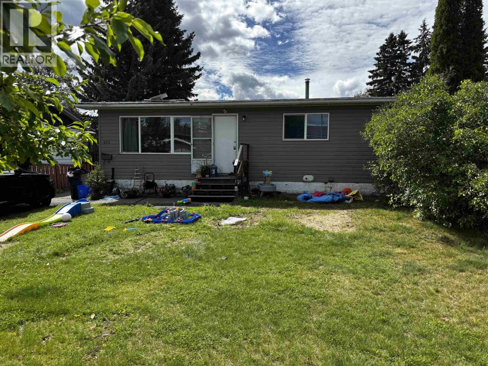 Property Photo:  451 Voyageur Drive  BC V2M 5M7 