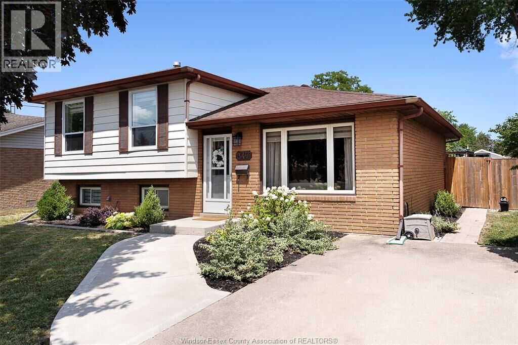 Property Photo: 347 St. Peter Street ON N0R 1A0