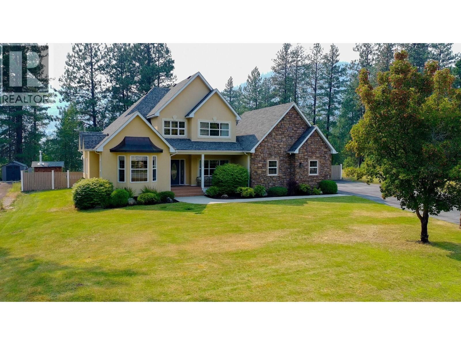 Property Photo: 230 Prospect Drive BC V0H 1H2