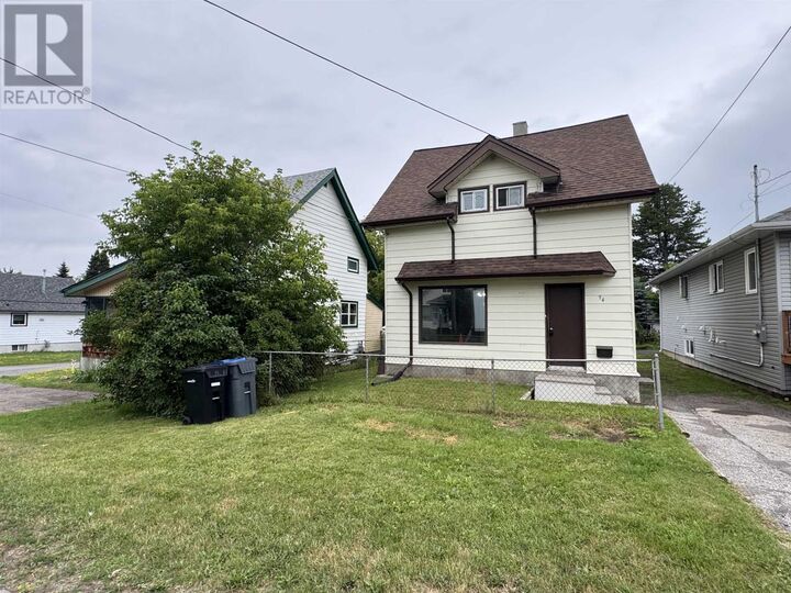 Property Photo: 94 Empress Ave. S. ON P7B 5N3